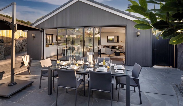 RICHMOND HOUSE, family friendly in Bowness-On-Windermere