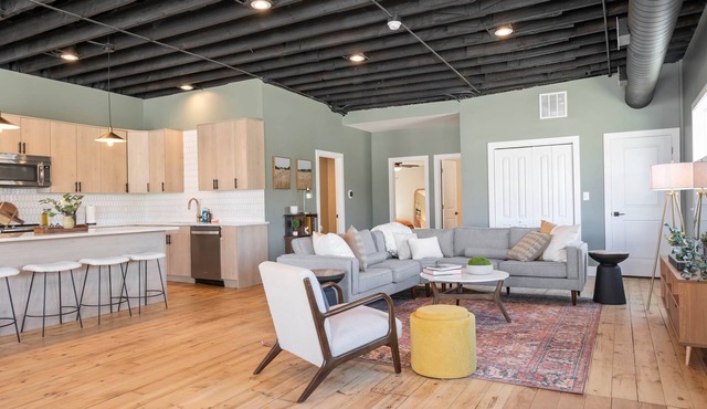 Richmond No. 267 Boutique Loft Apartment