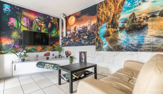 Richmond Private Rooms @ 151 Hoddle Homestay