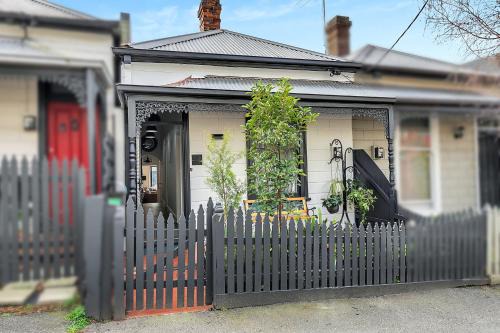 Richmond Retreat Steps to MCG & Rod Laver & CBD