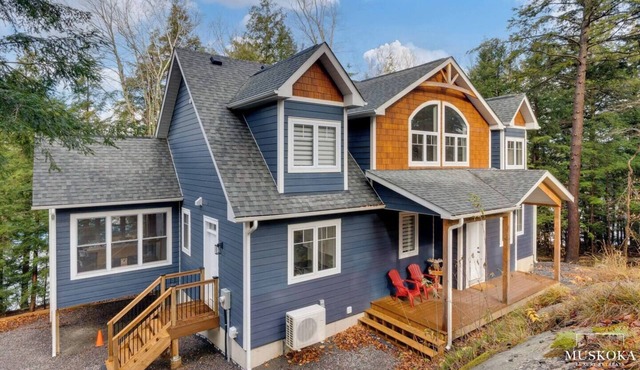 Rickett's Lake Cottage in Muskoka