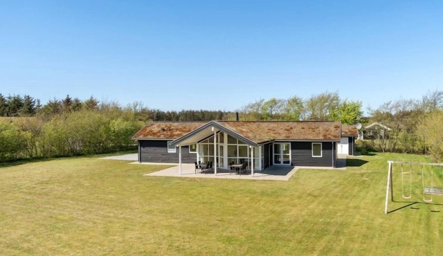 "Ricus" - 1.8km from the sea by Interhome