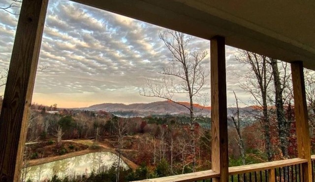 Rider's Lodge: A SXS Retreat
