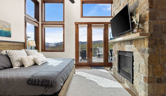 Ridge View Retreat - Panoramic Views and Hot Tub