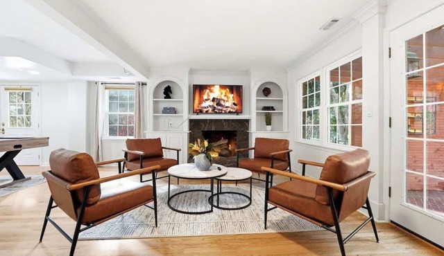 Ridgepark Grove | Pool Oasis| All-King Beds with TVs