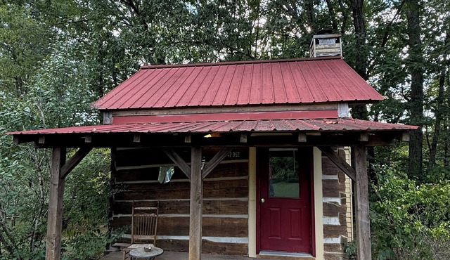 Ridgetop Retreat Cabin