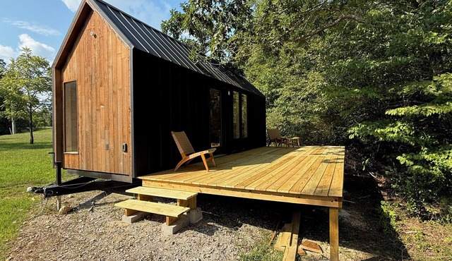 Ridgetop Retreat Tiny Home Unit 1