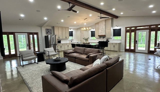 Ridgeview at Kirby Landing - Sleeps 14- 1 mile to boat landing at Lake Greeson