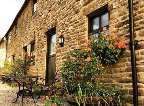 Riding house Farm Cottages