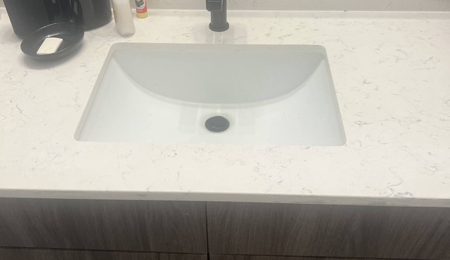 Ridley waterset 5 mins away from dominos