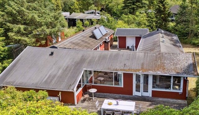 "Rieke" - from the sea by Interhome