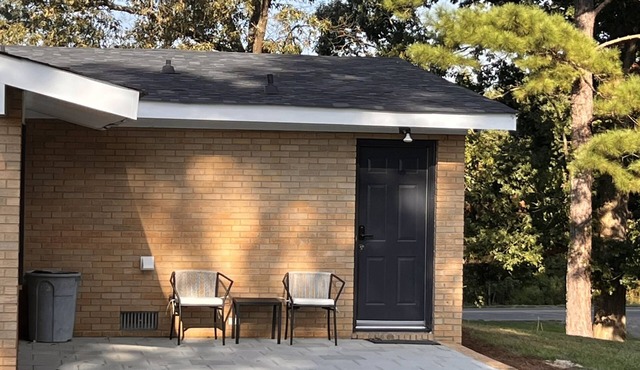 Riggins King suite WI-FI Patio Farmscape comfort