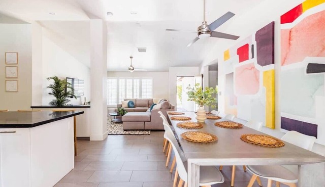 Right near Old Town! 4BR with Heated Pool