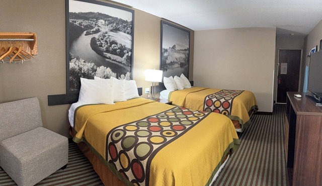 Right off the Interstate, American style Restaurant/Bar Next door & Great Rates!