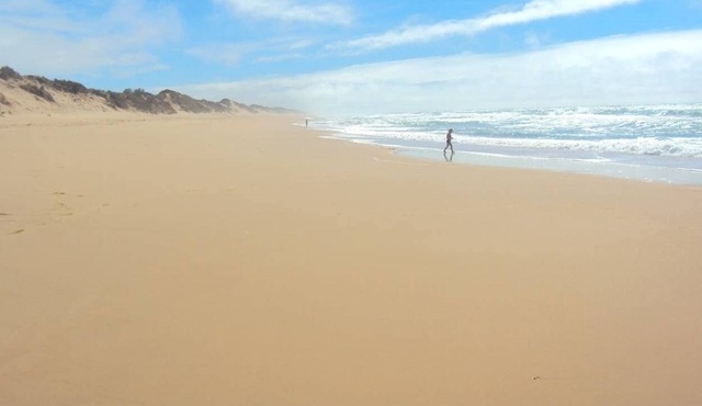 Right on 90 mile beach - Honeysuckle House