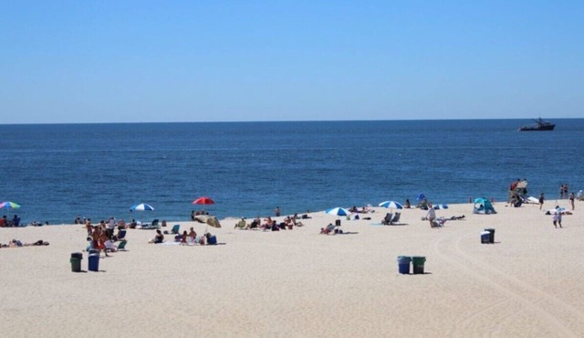 RIGHT ON THE BOARDWALK & BEACH ~ Stunning View, Ocean Breezes and Boardwalk Fun!