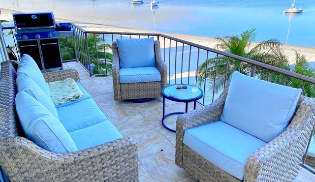 Right On The Beach! Exquisitely Remodeled 3BR/3BA . Perfect For Families.