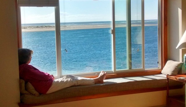 Right on the Beach, Gorgeous Views, Affordable