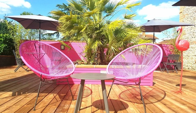 Rikiki, pop art studio in a relaxing setting !