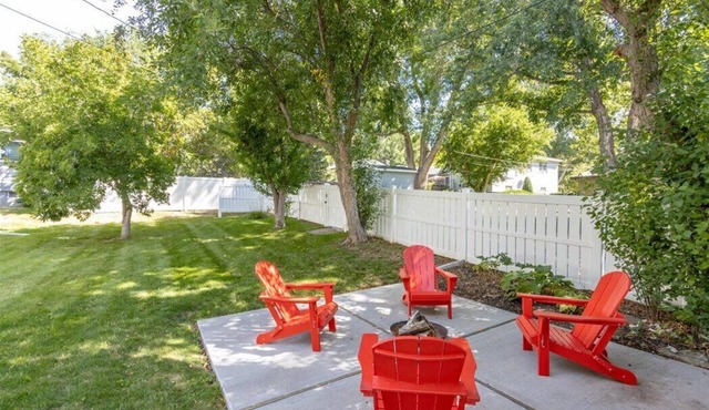 Rimrock Retreat - Lovely Neighborhood Close to Hospitals, Colleges, & Downtown