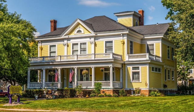 Ringling House Bed & Breakfast