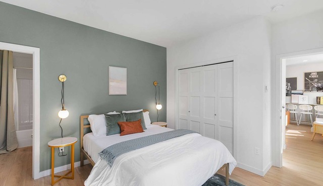 Ringo's Sweet Suite - 84 Walkscore!