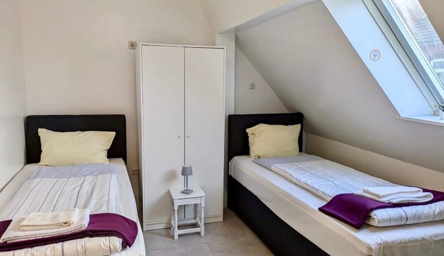 Ringstraße 37 W4 - 2 bedrooms with 2 bathrooms in Neumünster