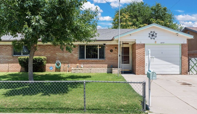 Rio Grande Retreat a 3-bedroom house with Wi-Fi and A/C
