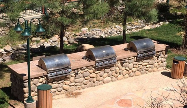 Rio Ponderosa - This Condo Has All the Ruidoso Views!