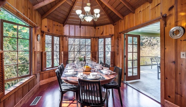 Rivendell ~ Lovely Riverfront Home, Classic Style with Modern Amenities