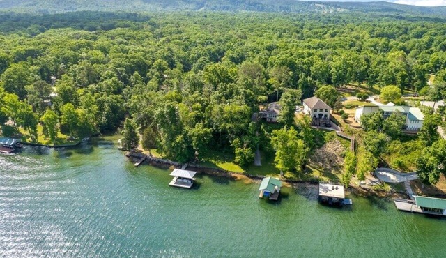 River Access and Dock - Chickamauga River Refuge