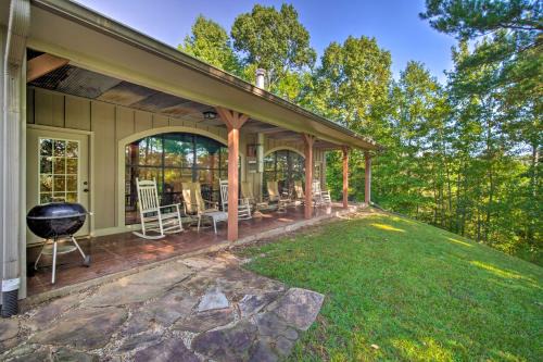 River Bend Lodge Heflin Home in the Woods!
