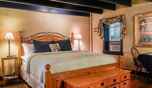 River Birch Cabin - By the Side Of the Road Inn and Cottages