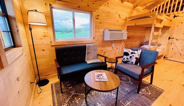 River Bluff Cabins | Cabin 2 | Private Hot Tub