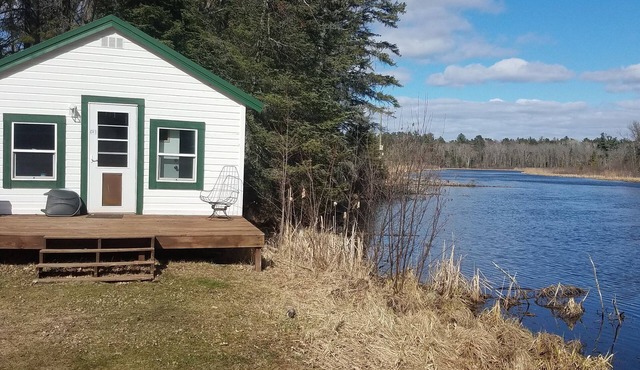 River Cabin on the Pine River- Adult only