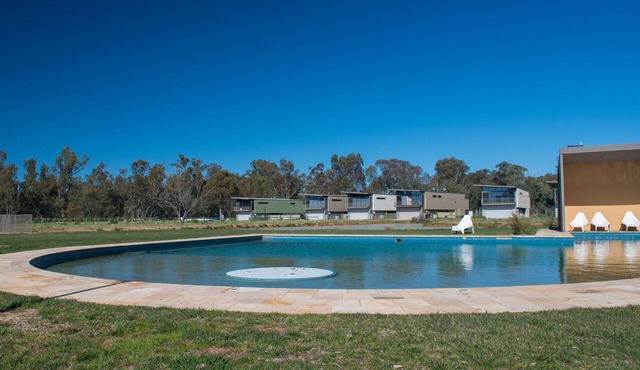 River Chillin - Waterfront holiday home with boat ramp and private pontoon