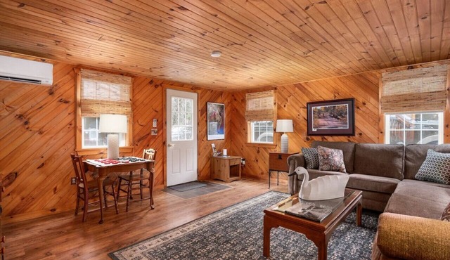 River Cottage, Chestertown