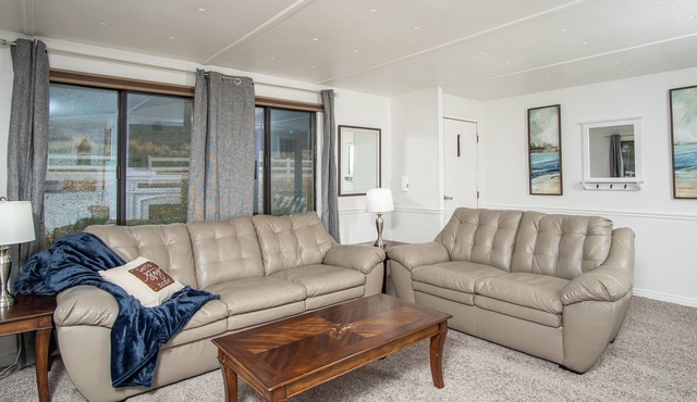 River Cottage-Private River Access-Small Dogs OK