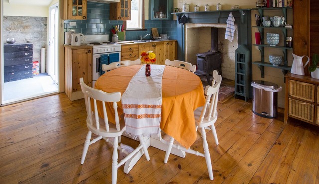 RIVER COTTAGE: WINCHELSEA, SURFCOAST VICTORIA