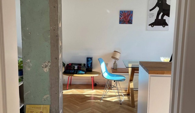 River facing Designer East London Flat - Pet Friendly and peaceful!