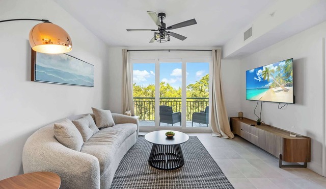 River Fly-In Duo - 4Bd - Garden View