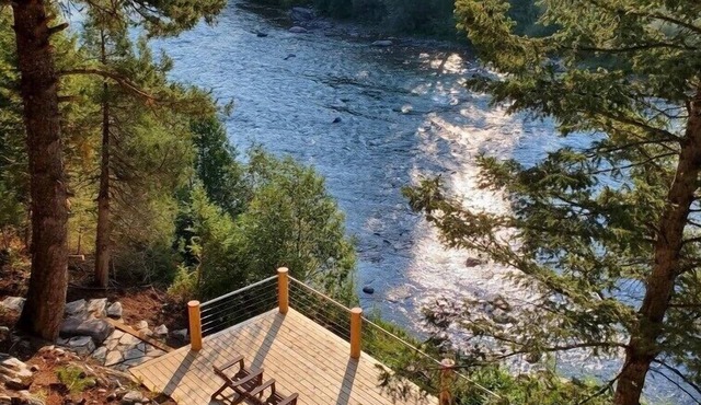 River Front Cabin- Family, Fishing & Outdoor Haven- Near Big Sky Ski Resort