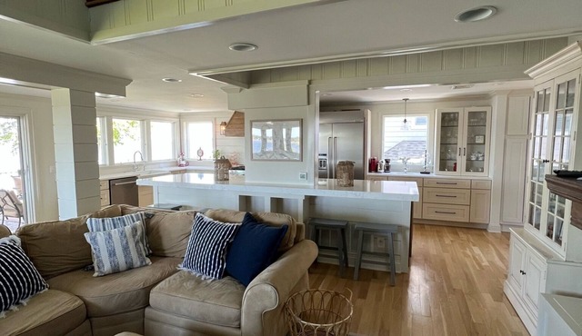 River Front home with Dock