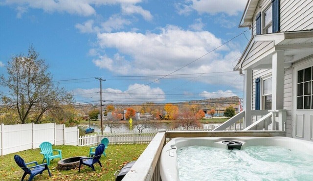 River Front! In heart of Ithaca!