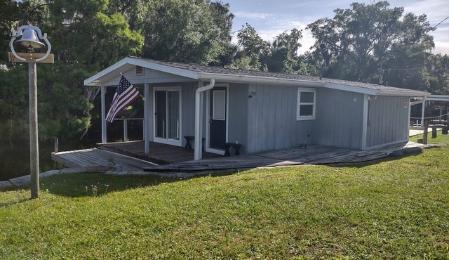 River front on the canal. Dock your boat at your deck porch.