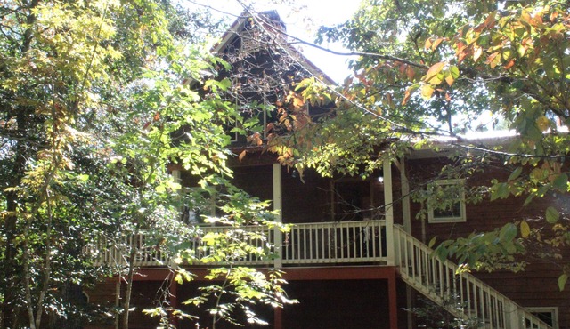 River Front Property, Local Wineries, fun and relaxing, Enjoy sounds of River