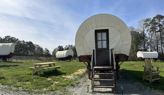 River-Front Wagon Glamping- The Dogwood