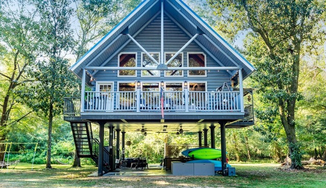 ❤️ River fun, log cabin, family/couples retreat!