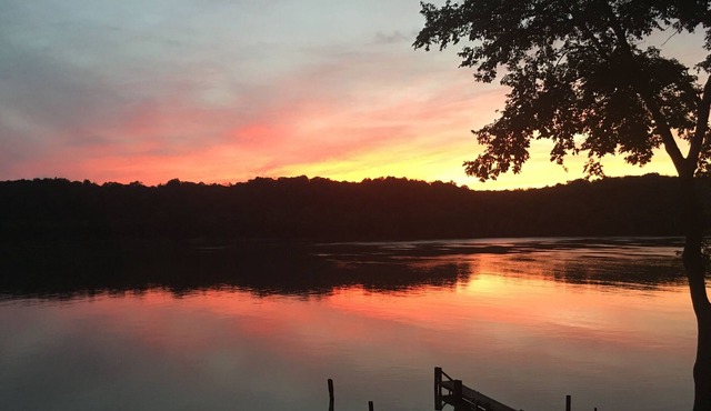 River Getaway-piece of heaven close to the city