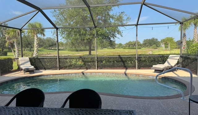 River Hall Country Club All Inclusive 4-Bedroom Home w/Pool and Lake View